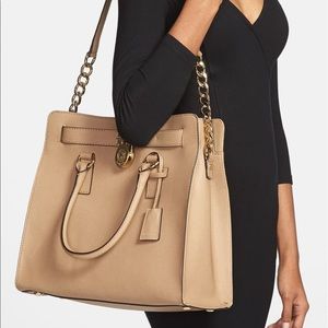 LIKE NEW Michael Kors Large Hamilton Tote